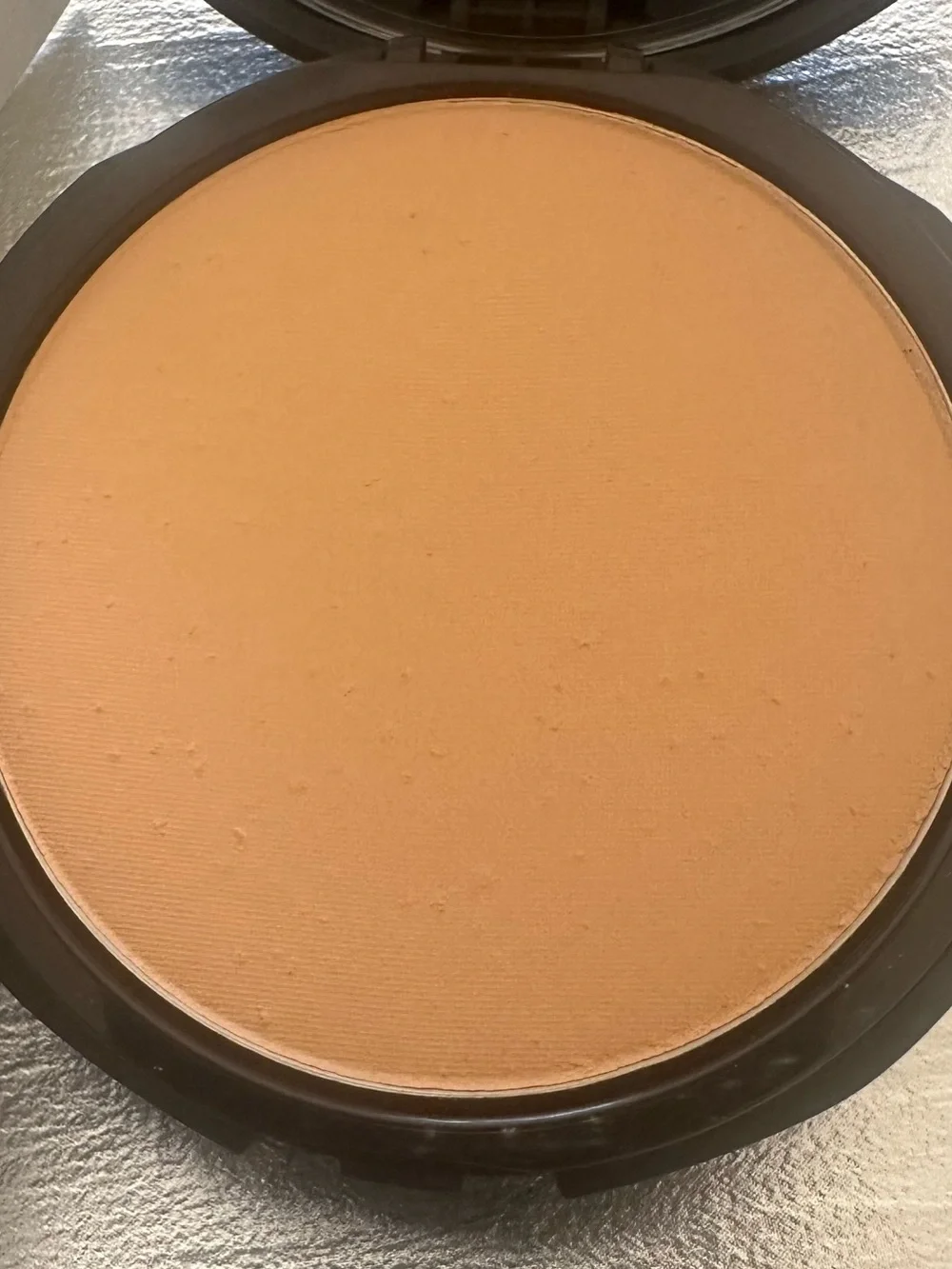 Bare Minerals BarePro Powder Foundation Light 20 Warm